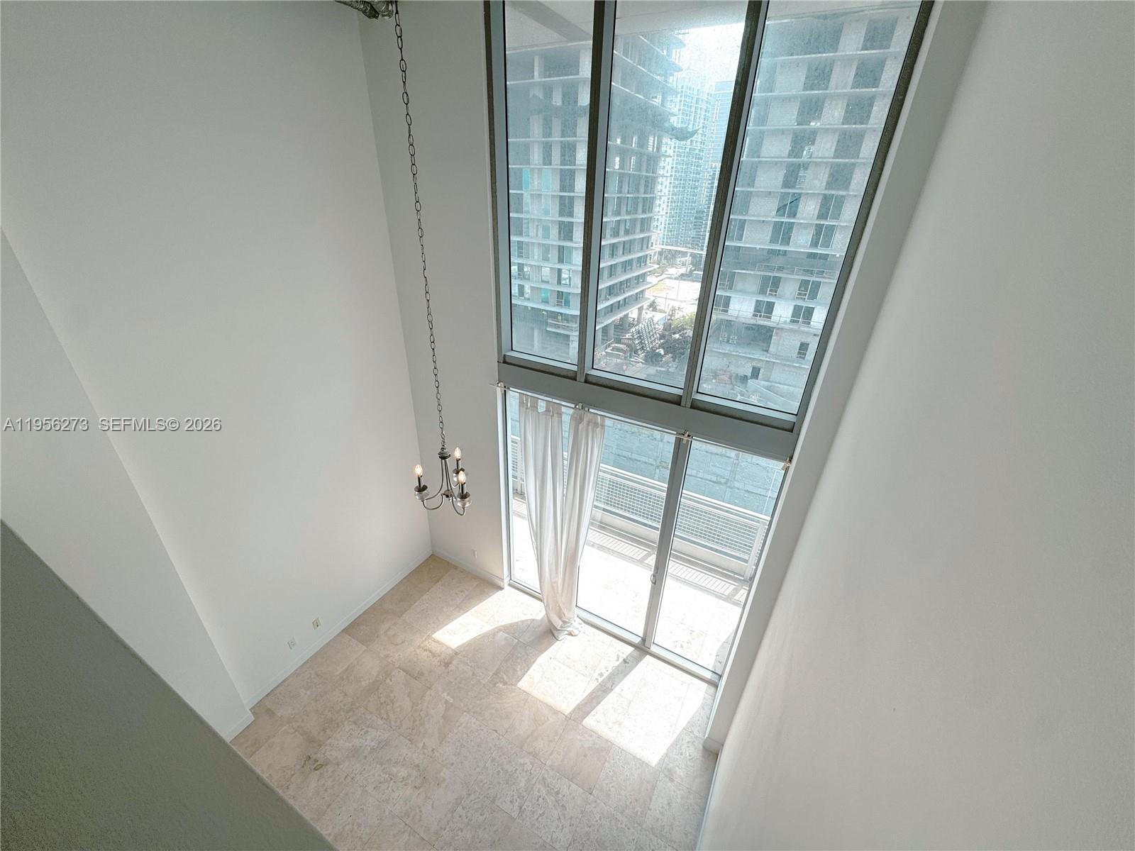 690 SW 1st Ct #2122, Miami FL 33130