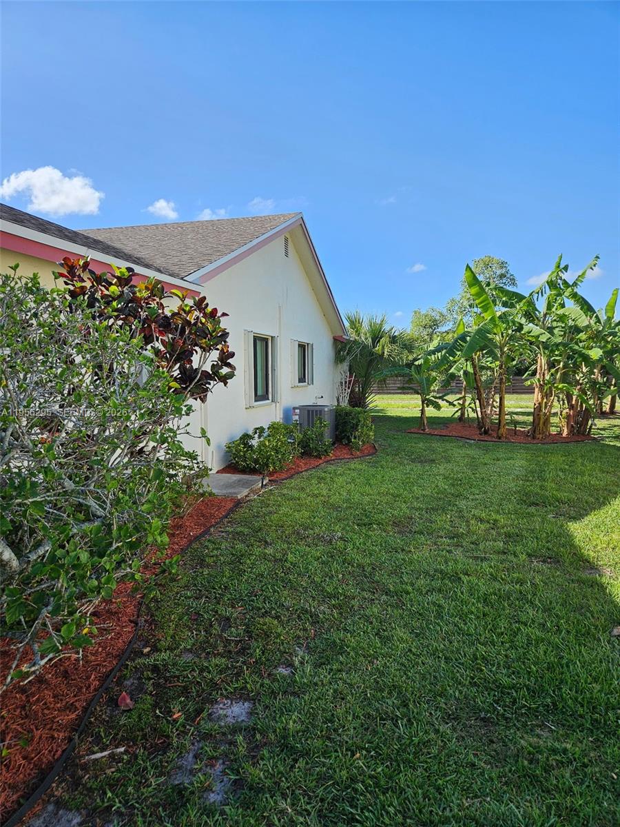 10301 Greenbriar Ct, Boca Raton FL 33498
