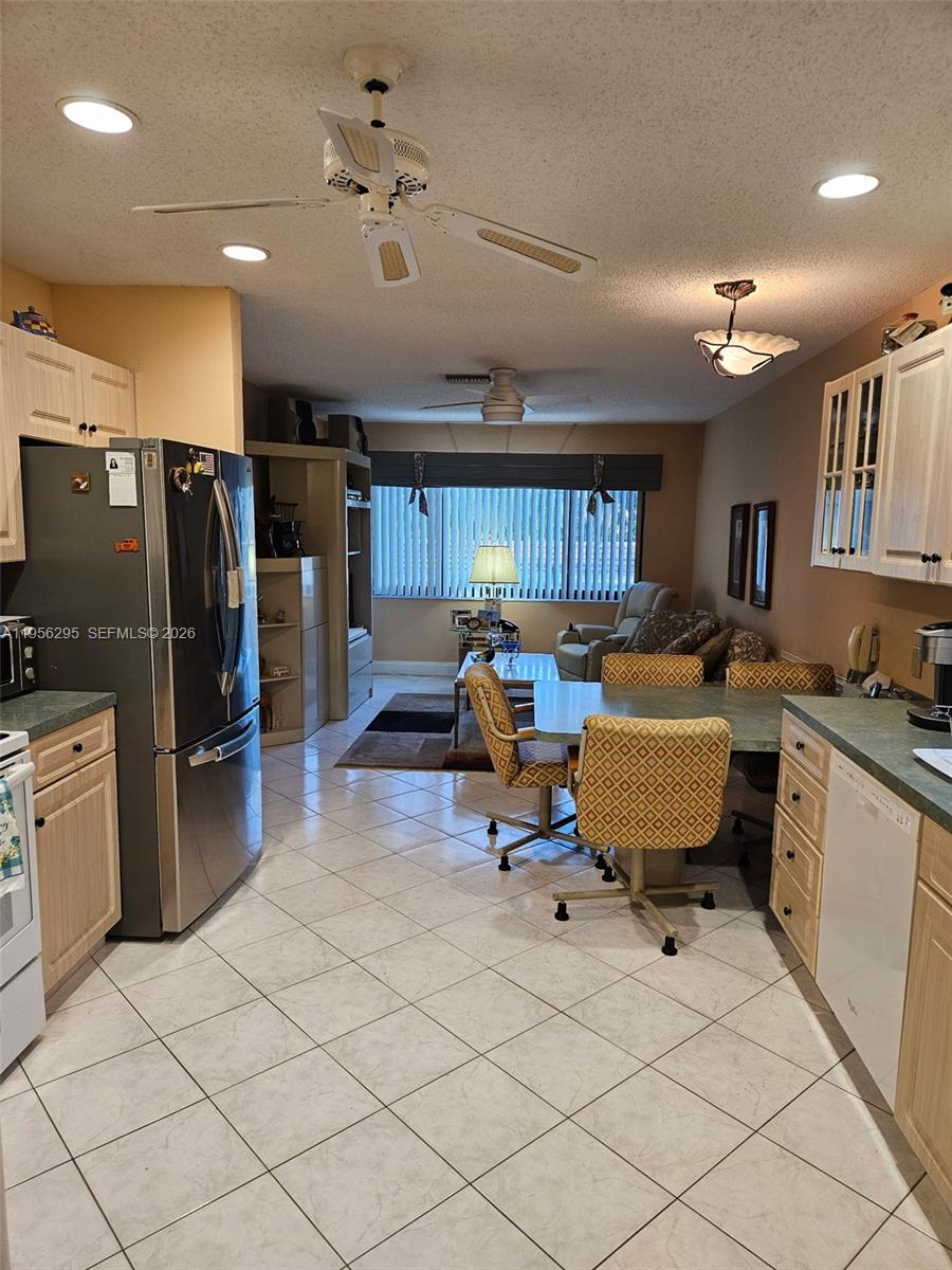 10301 Greenbriar Ct, Boca Raton FL 33498