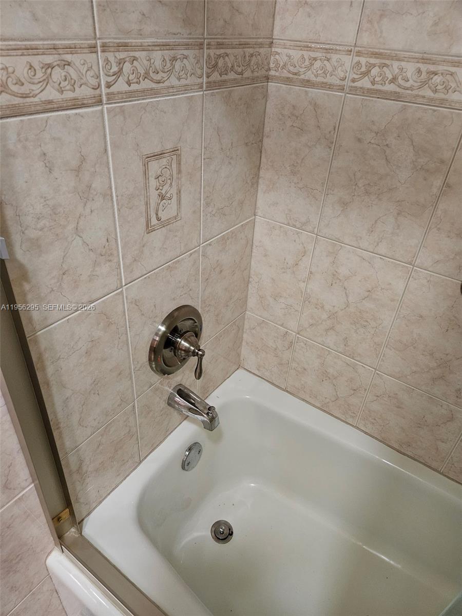 10301 Greenbriar Ct, Boca Raton FL 33498
