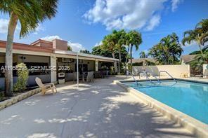 10301 Greenbriar Ct, Boca Raton FL 33498