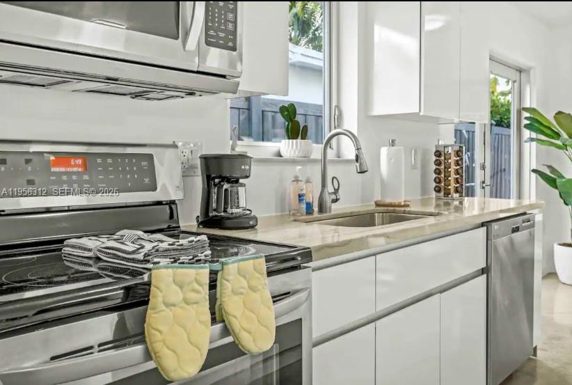 3427 Frow Ave, Miami FL 33133