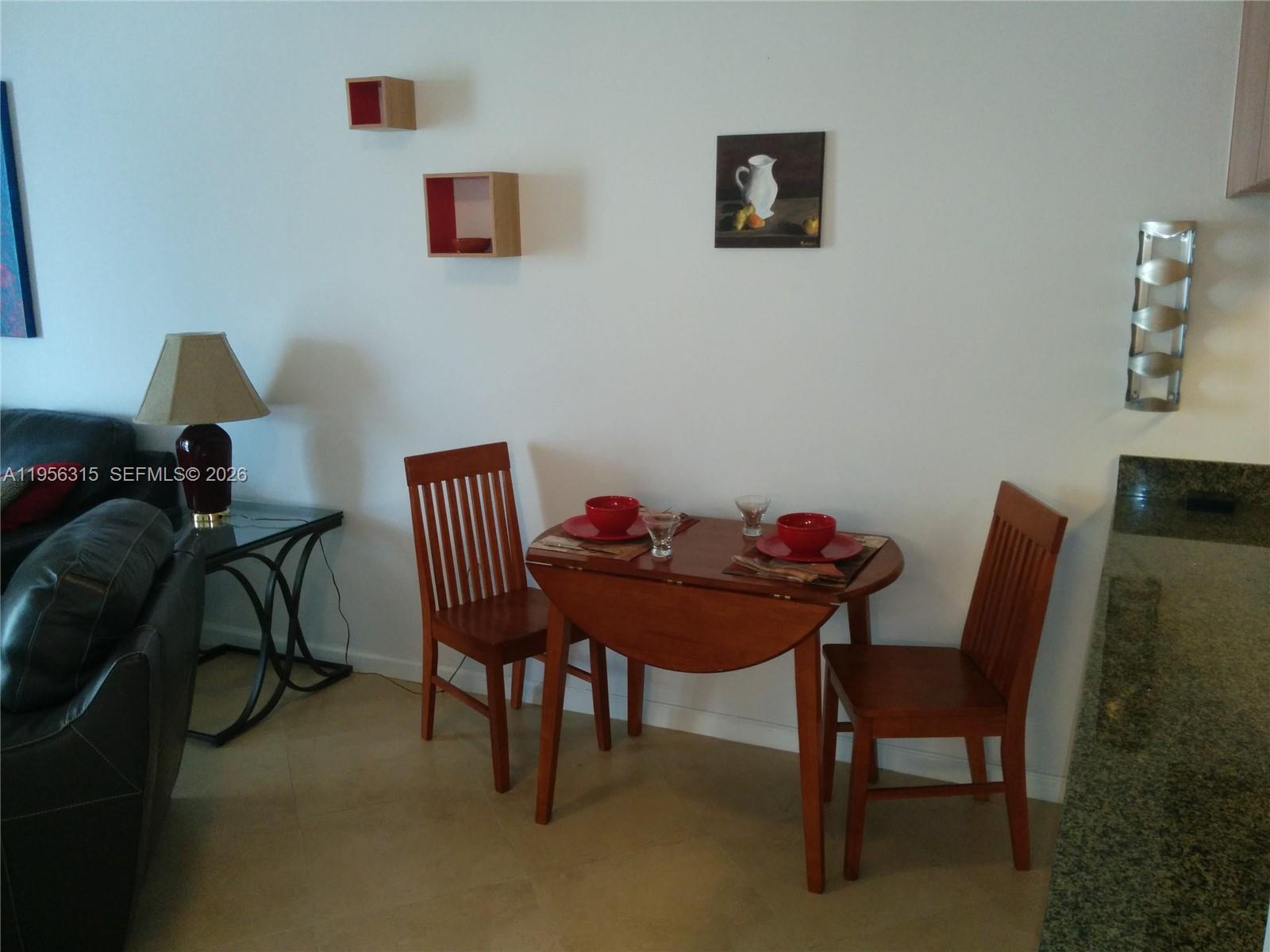 1200 Brickell Bay Dr #1612, Miami FL 33131