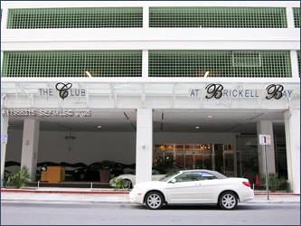 1200 Brickell Bay Dr #1612, Miami FL 33131