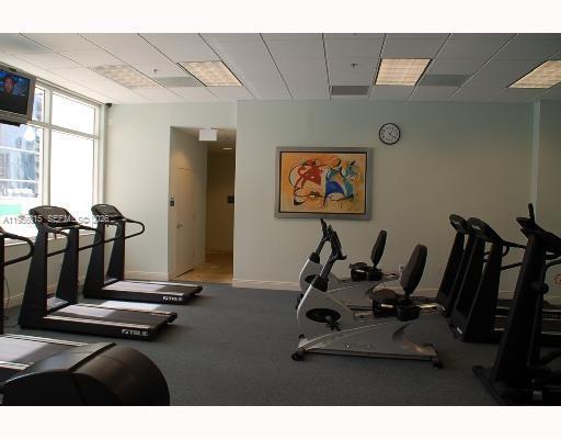 1200 Brickell Bay Dr #1612, Miami FL 33131