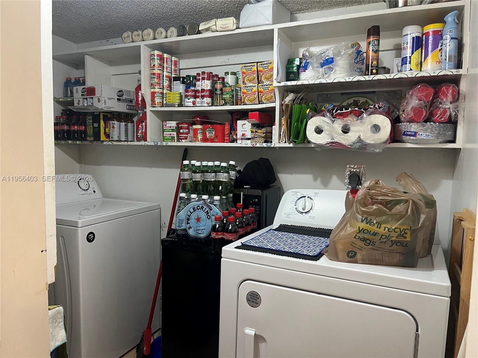 9026 SW 34 ST, Miami FL 33165