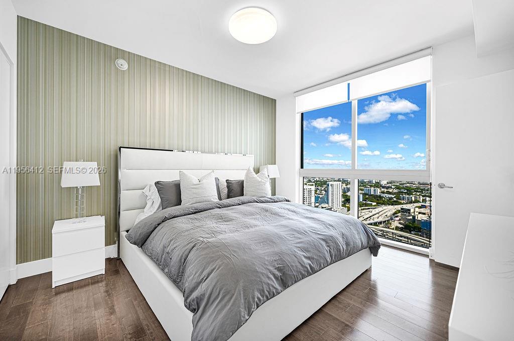 92 SW 3rd St #4806, Miami FL 33130