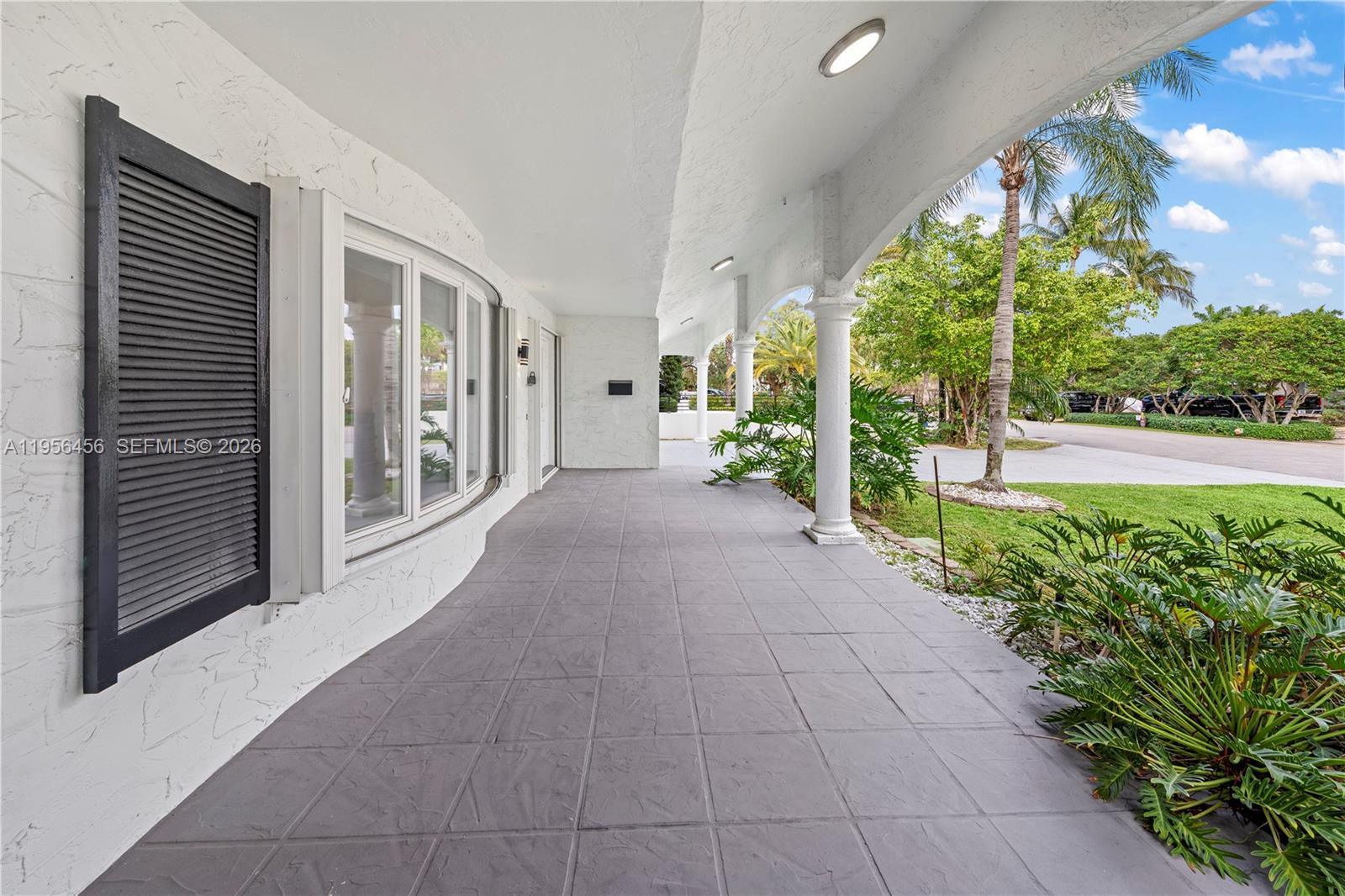 405 Bontona Ave, Fort Lauderdale FL 33301