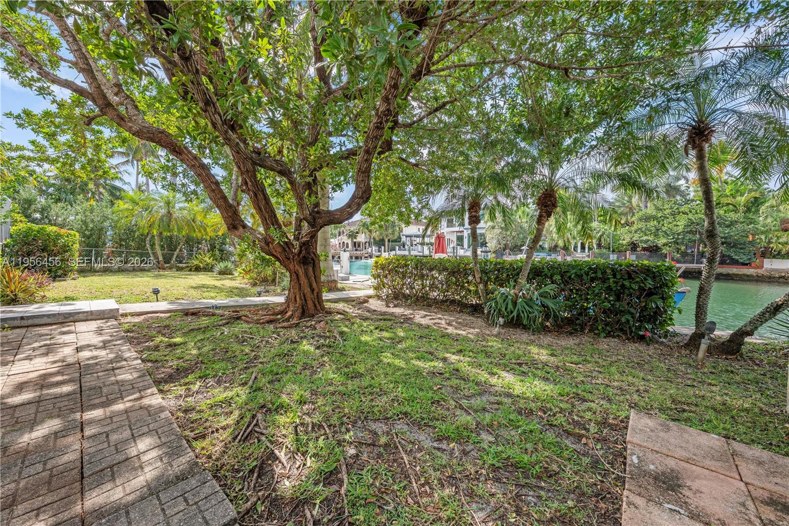 405 Bontona Ave, Fort Lauderdale FL 33301
