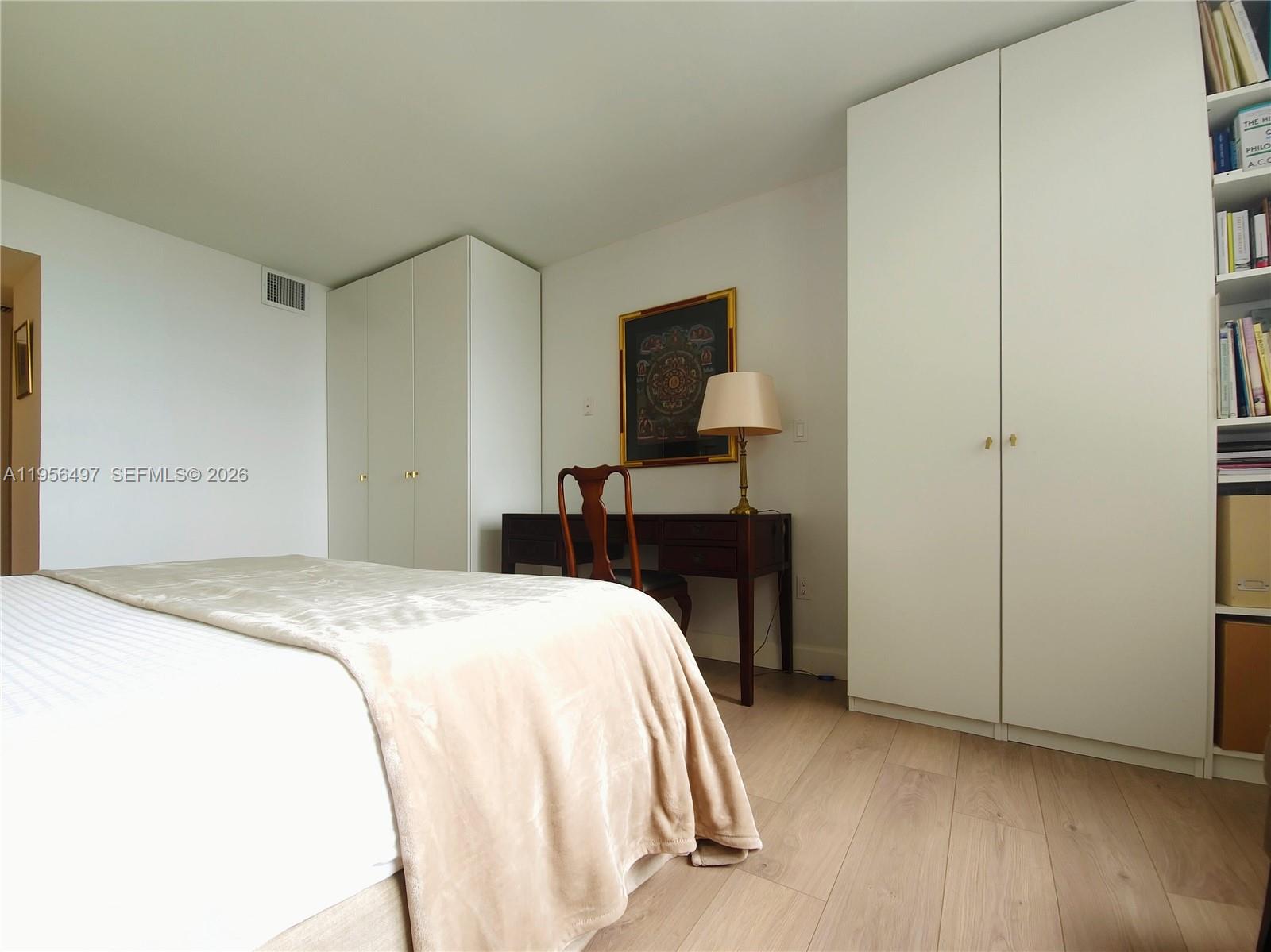 2333 Brickell Ave #1507, Miami FL 33129