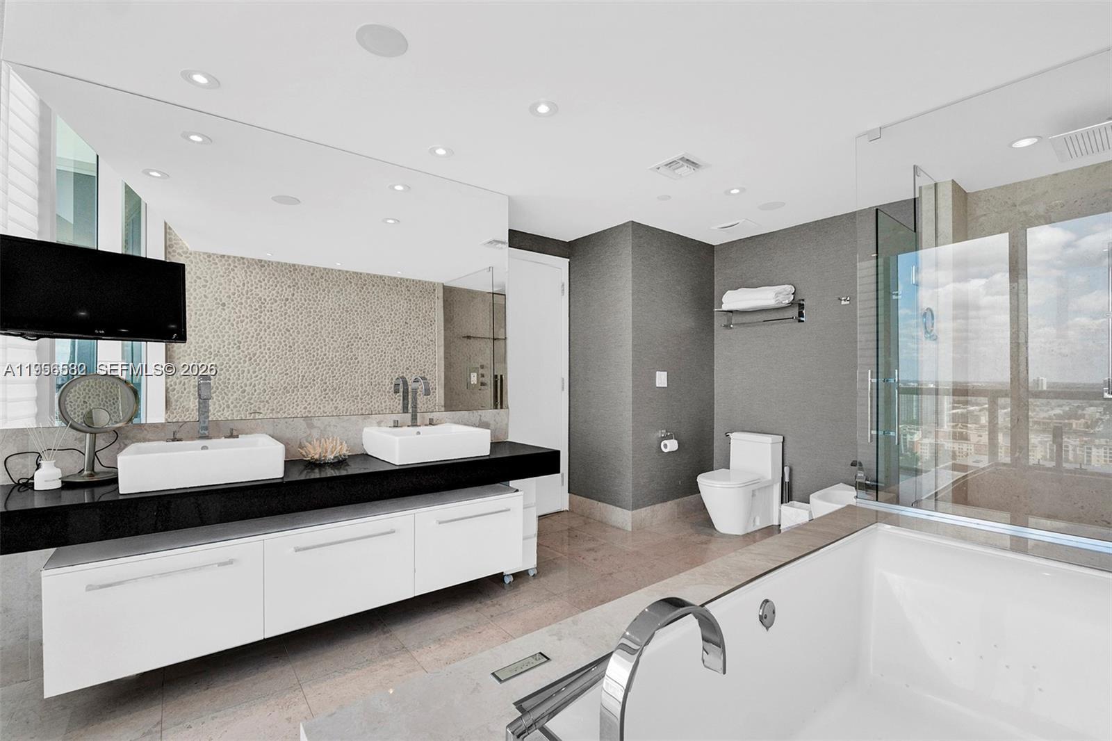 17121 Collins Ave #2608, Sunny Isles Beach FL 33160