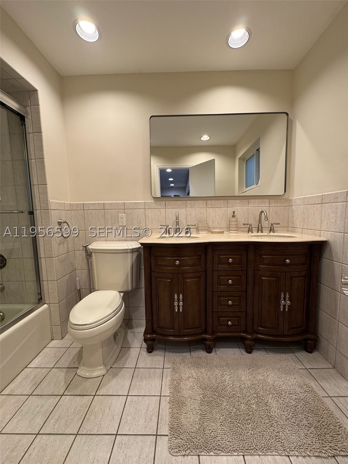 1110 Redbird Ave, Miami Springs FL 33166