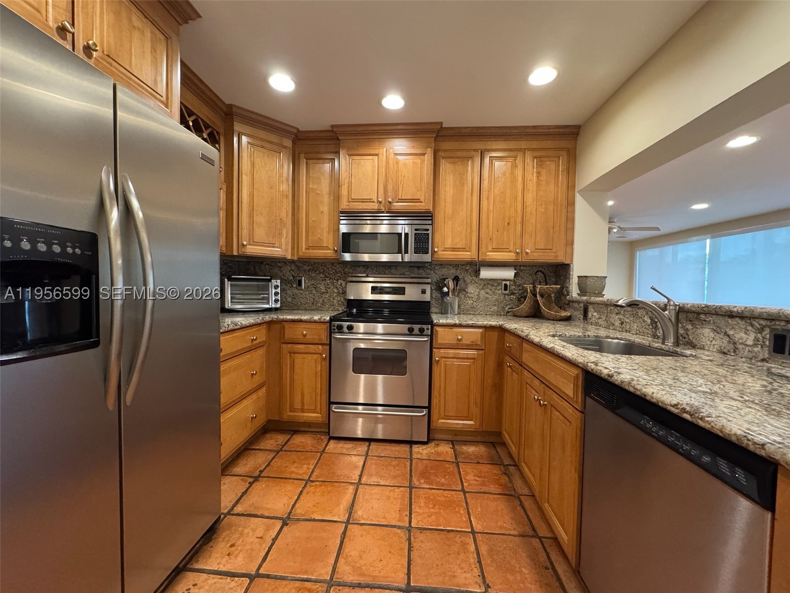 1110 Redbird Ave, Miami Springs FL 33166