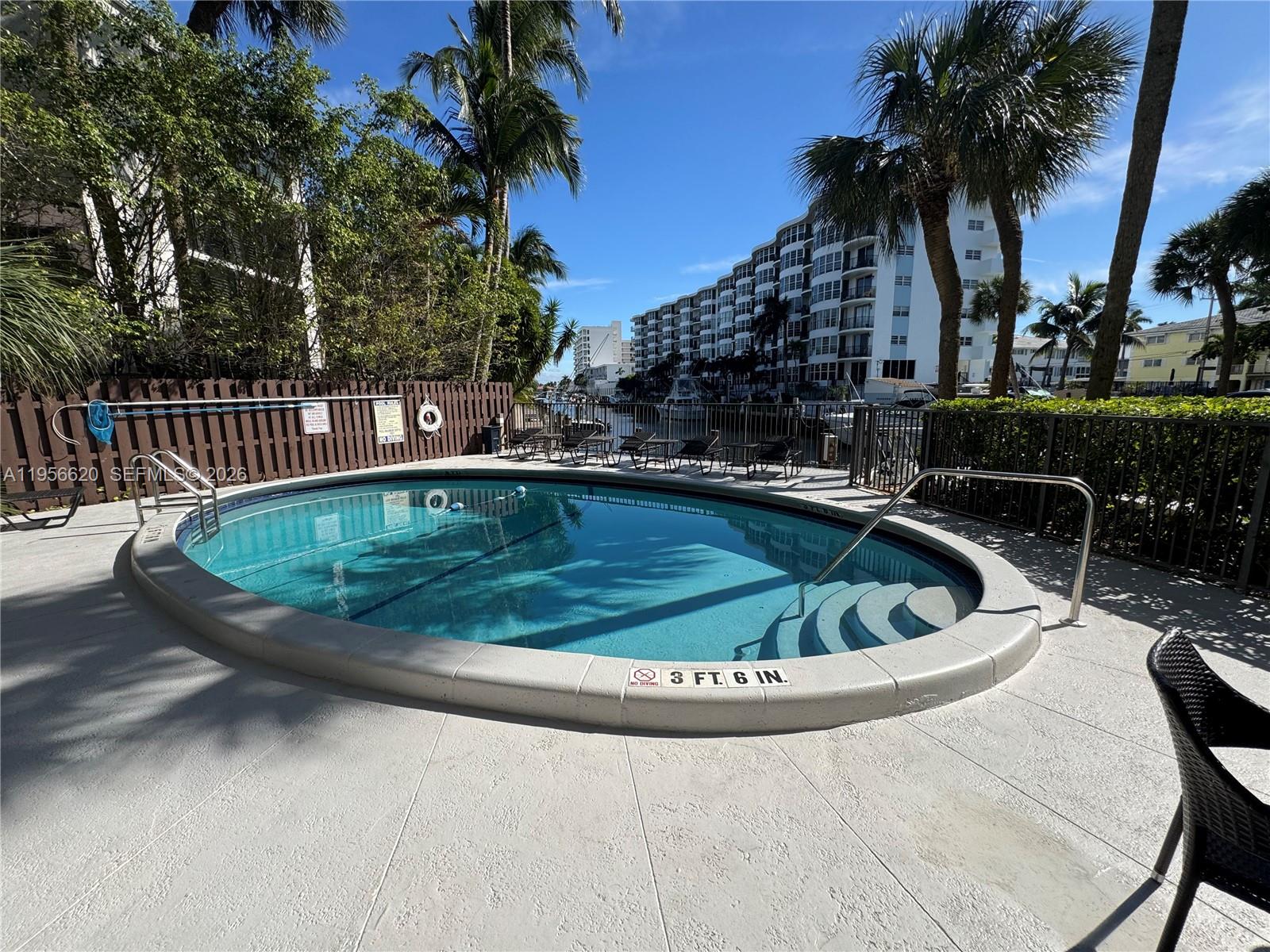 4800 Bayview Dr #206, Fort Lauderdale FL 33308