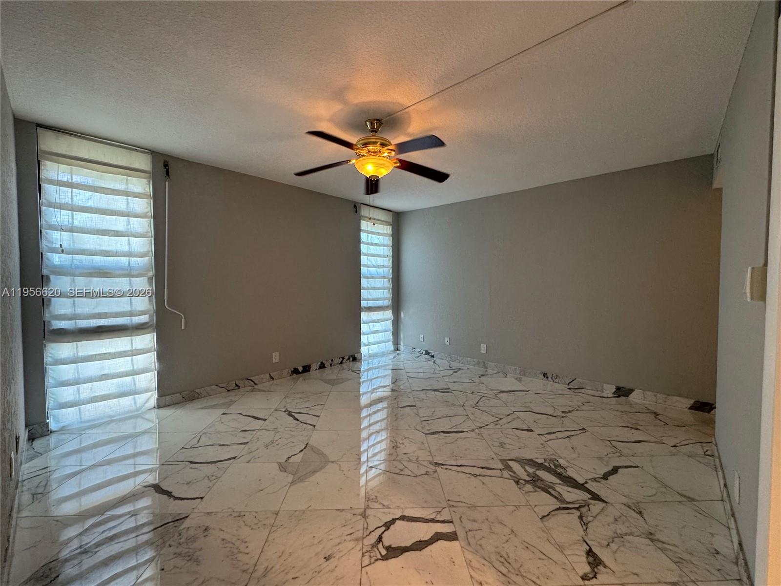 4800 Bayview Dr #206, Fort Lauderdale FL 33308
