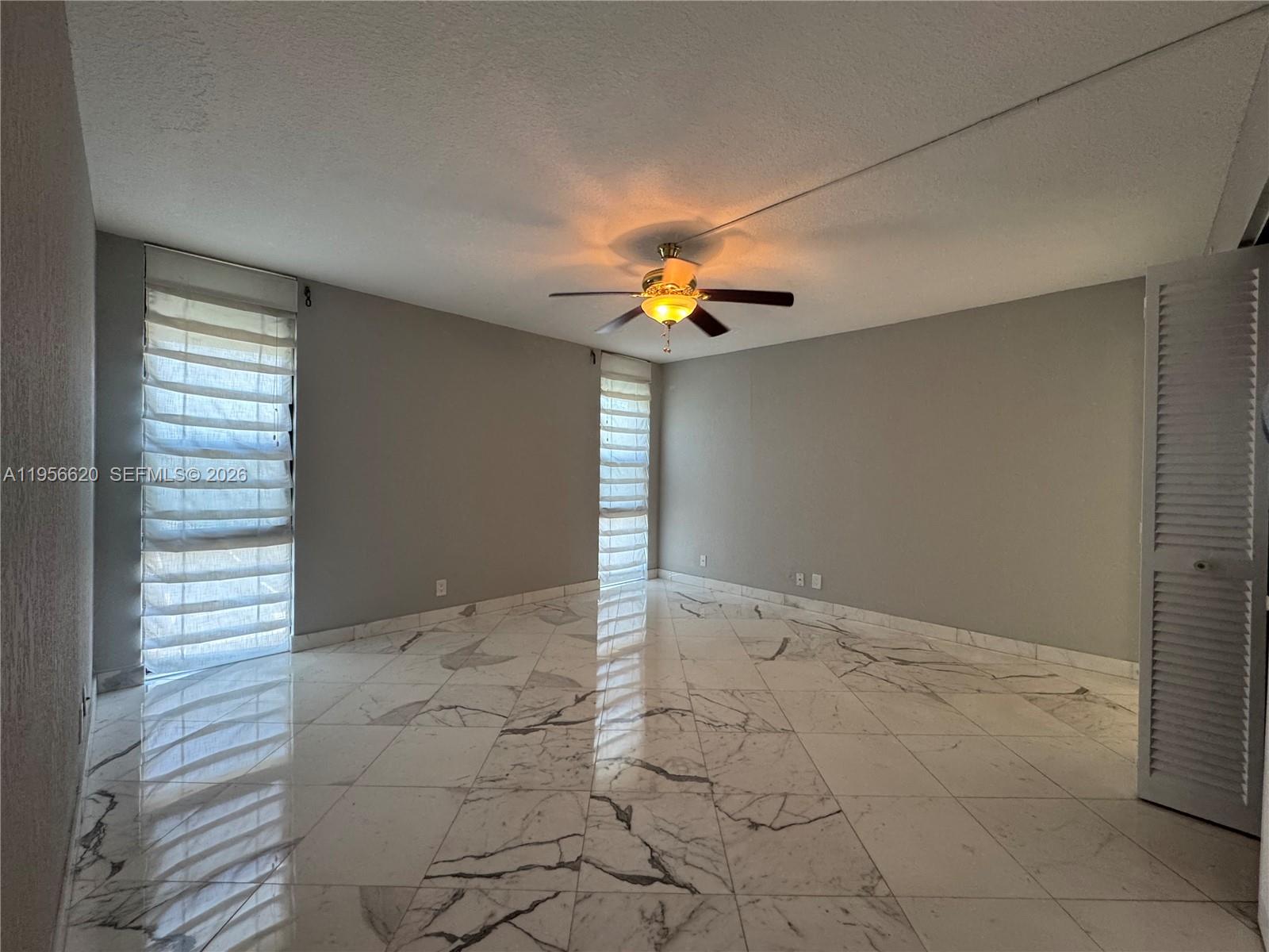 4800 Bayview Dr #206, Fort Lauderdale FL 33308