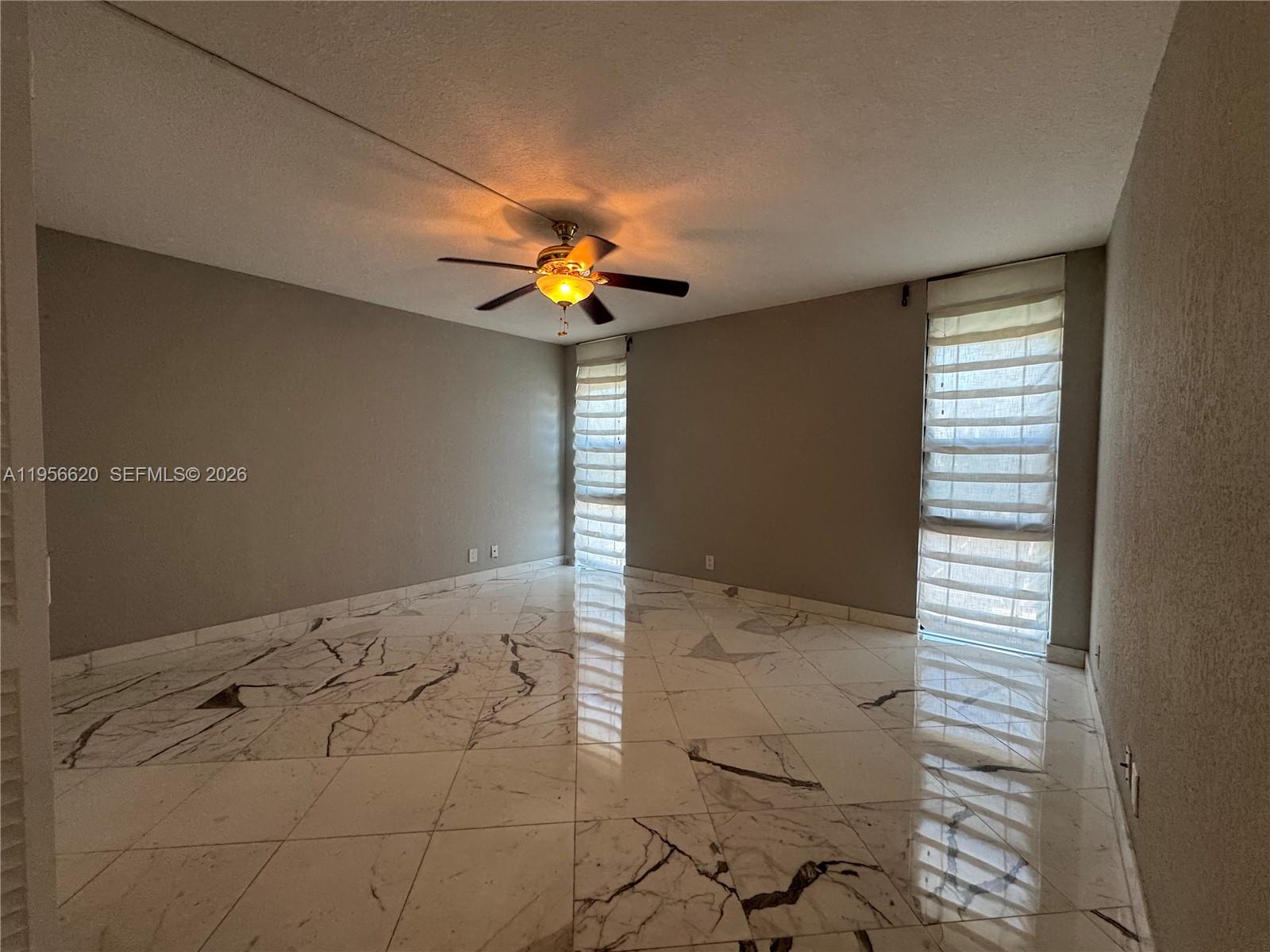 4800 Bayview Dr #206, Fort Lauderdale FL 33308