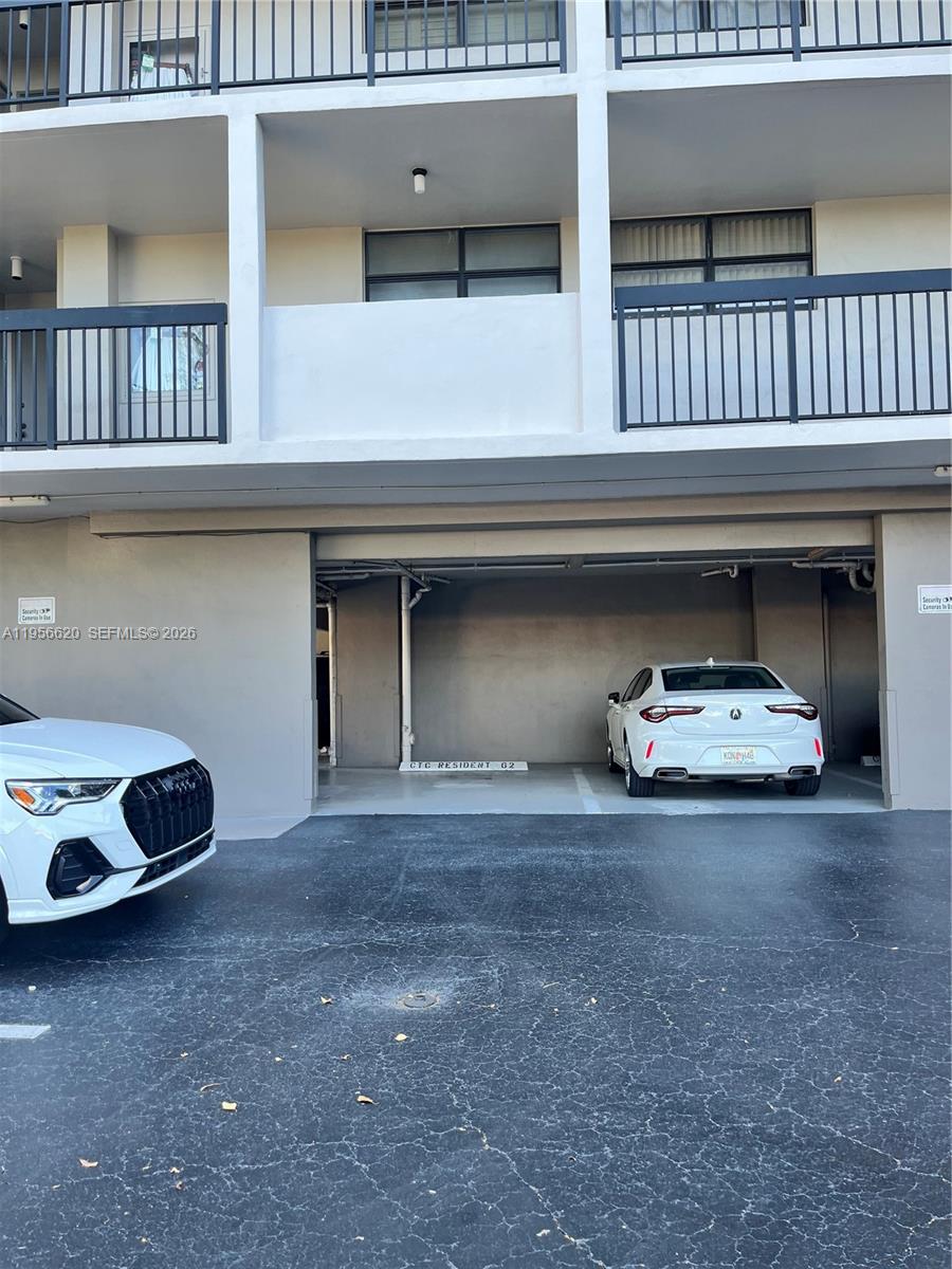 4800 Bayview Dr #206, Fort Lauderdale FL 33308