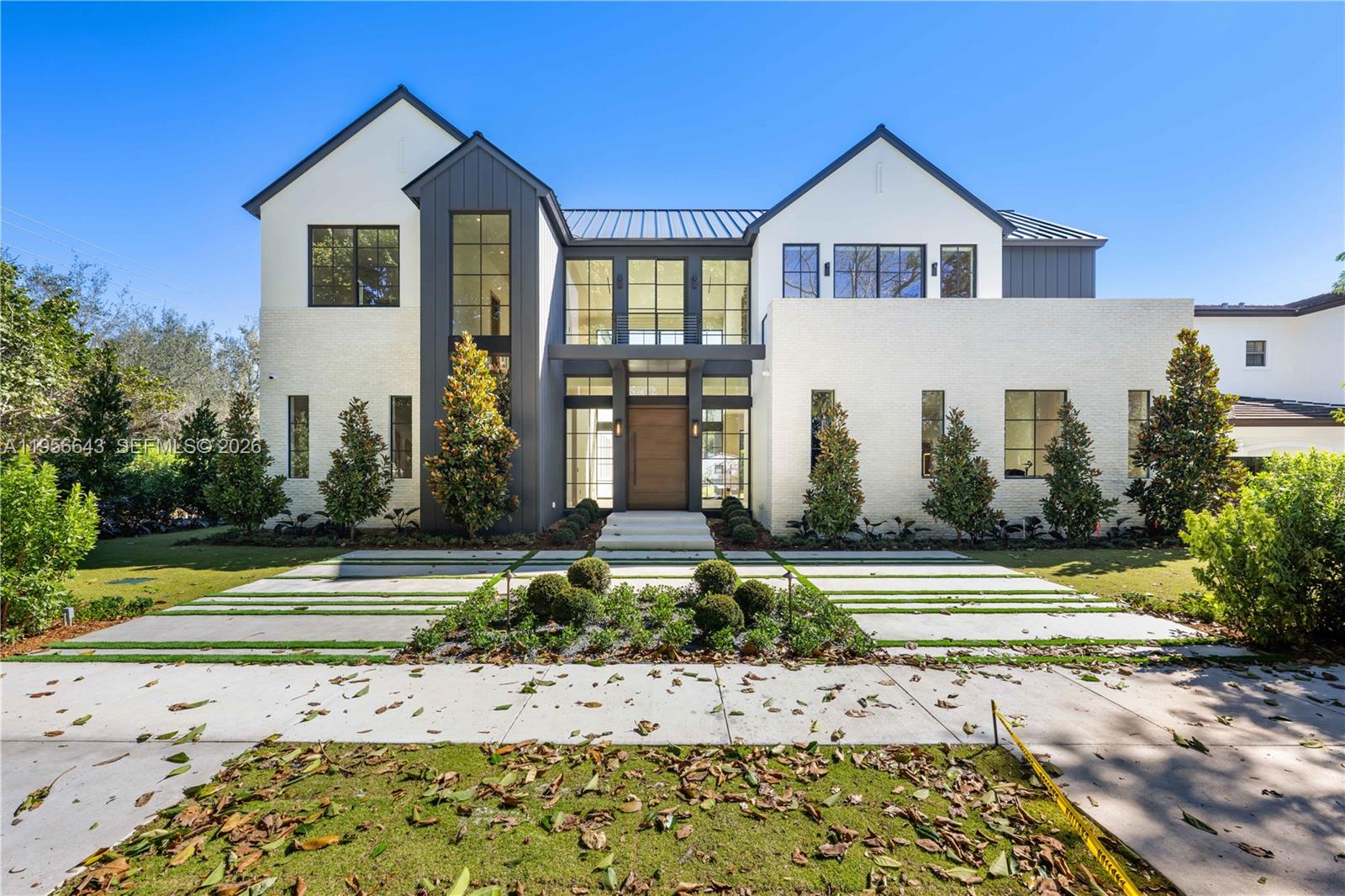 7401 SW 54th Ave, Miami FL 33143