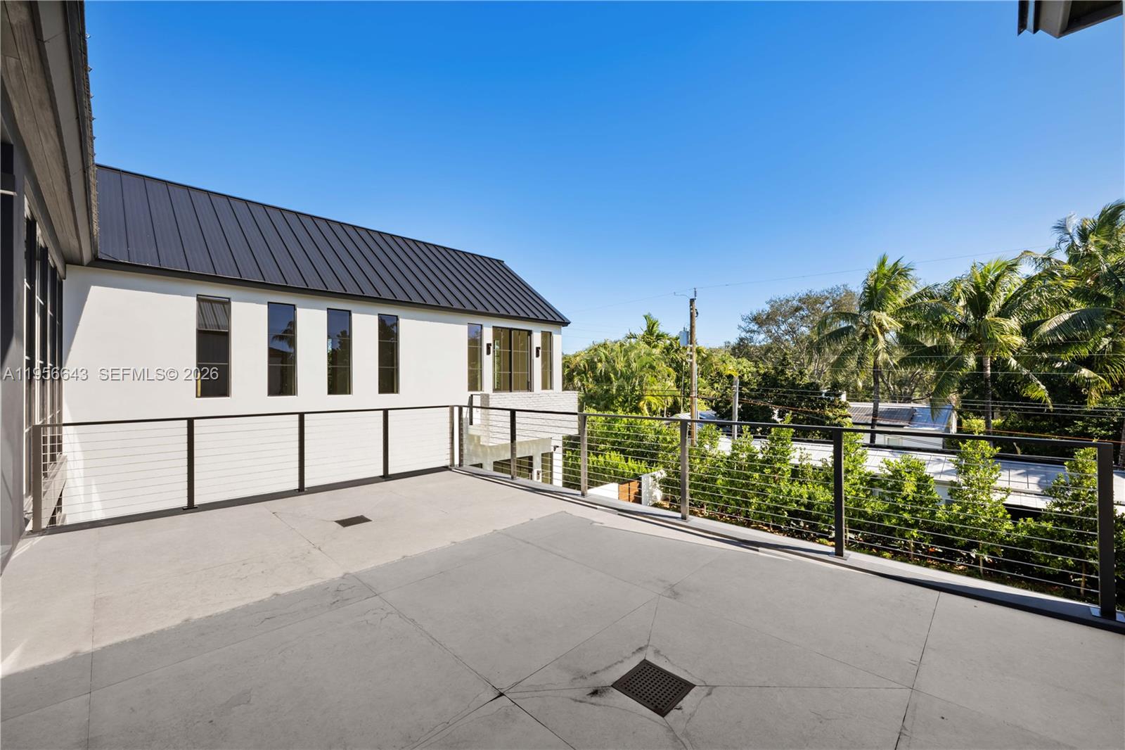 7401 SW 54th Ave, Miami FL 33143