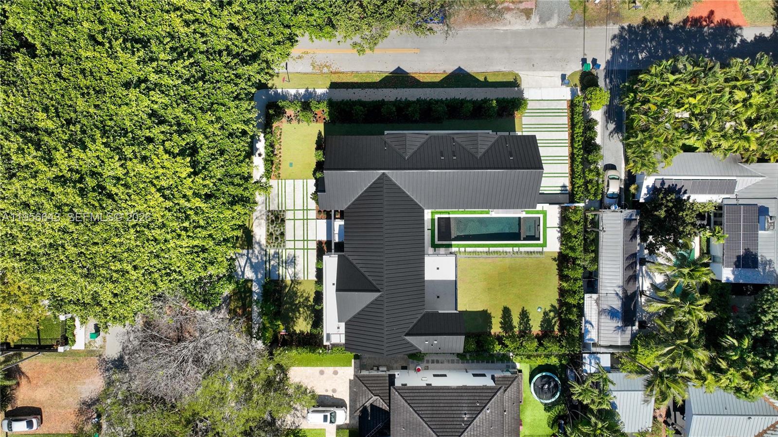 7401 SW 54th Ave, Miami FL 33143