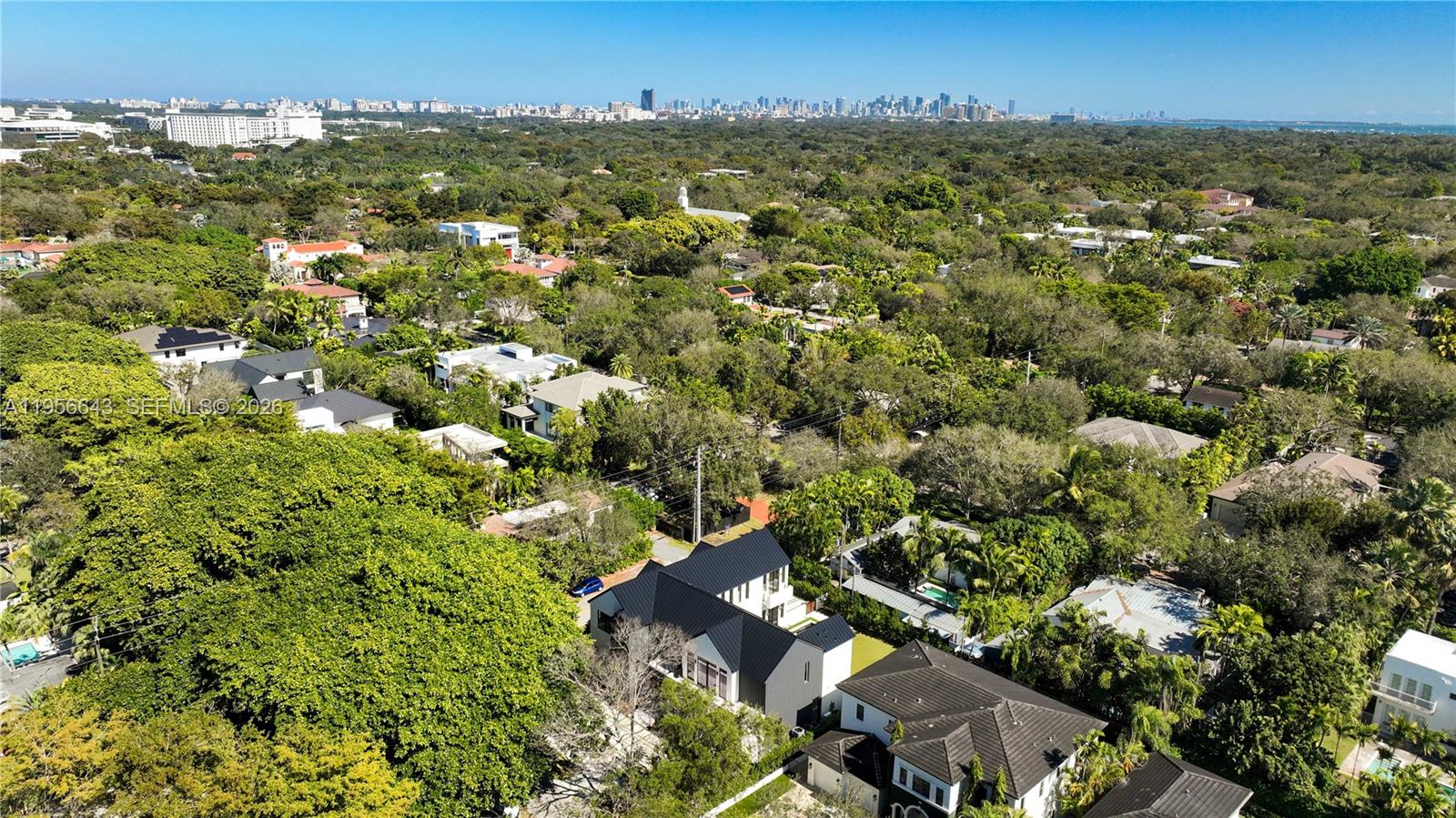7401 SW 54th Ave, Miami FL 33143