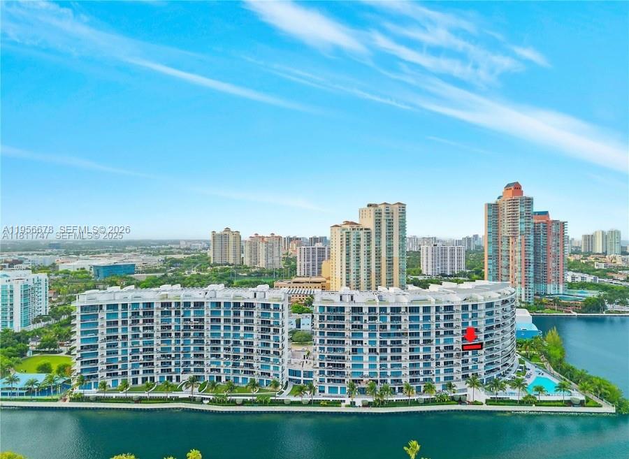 Aventura FL 33180 - A11956678