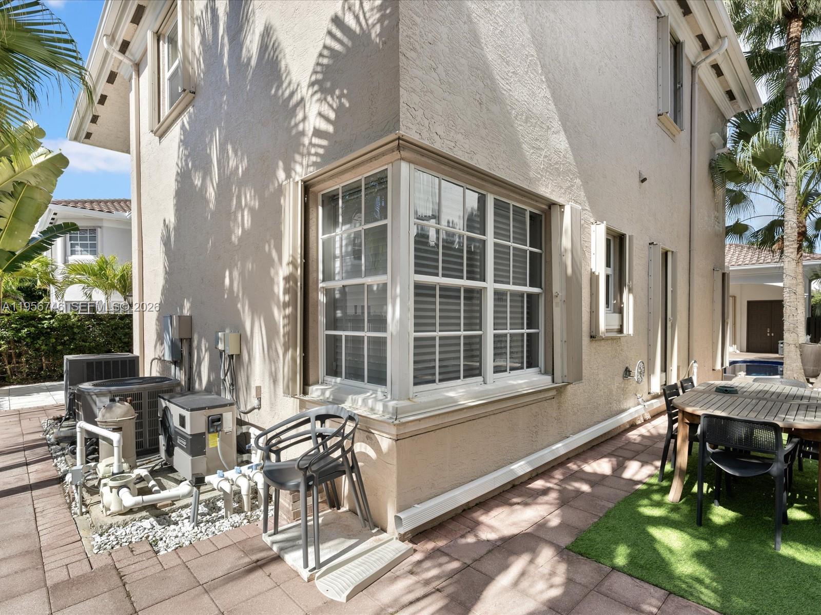3960 194th Trl, Sunny Isles Beach FL 33160