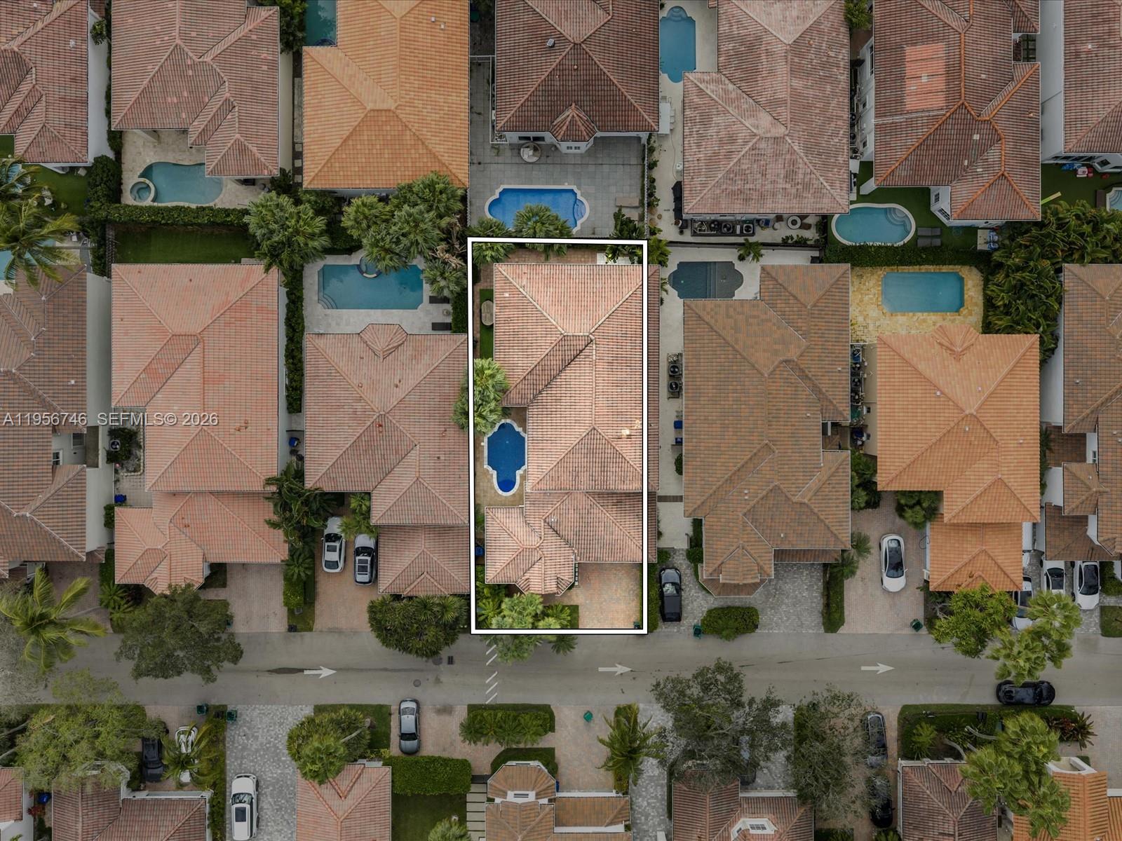 3960 194th Trl, Sunny Isles Beach FL 33160