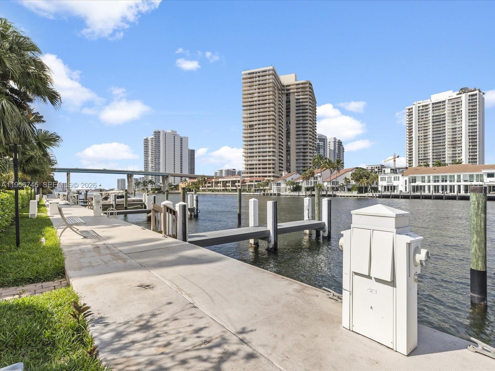 3960 194th Trl, Sunny Isles Beach FL 33160
