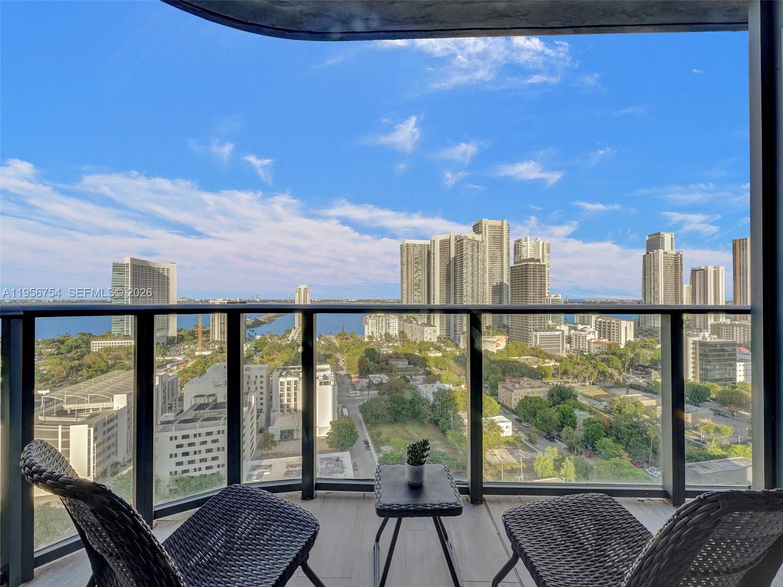 121 NE 34th St #2106A, Miami FL 33137