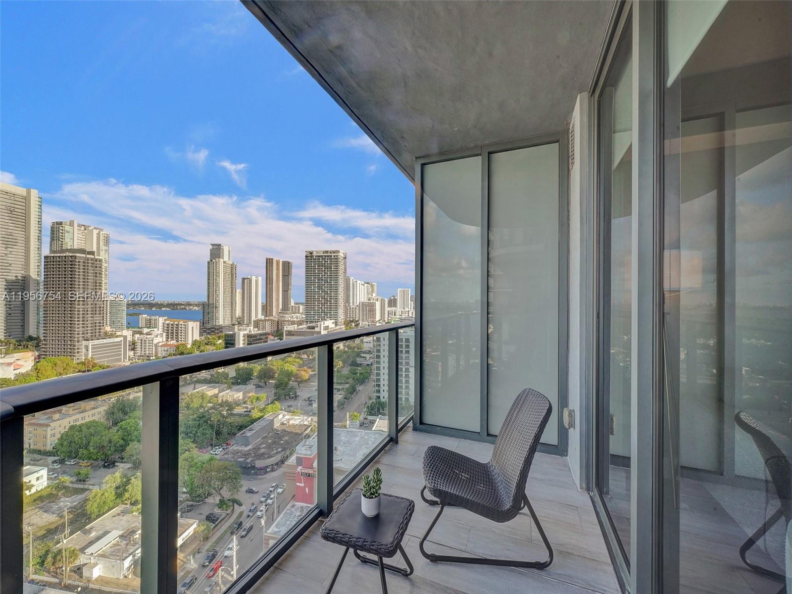 121 NE 34th St #2106A, Miami FL 33137