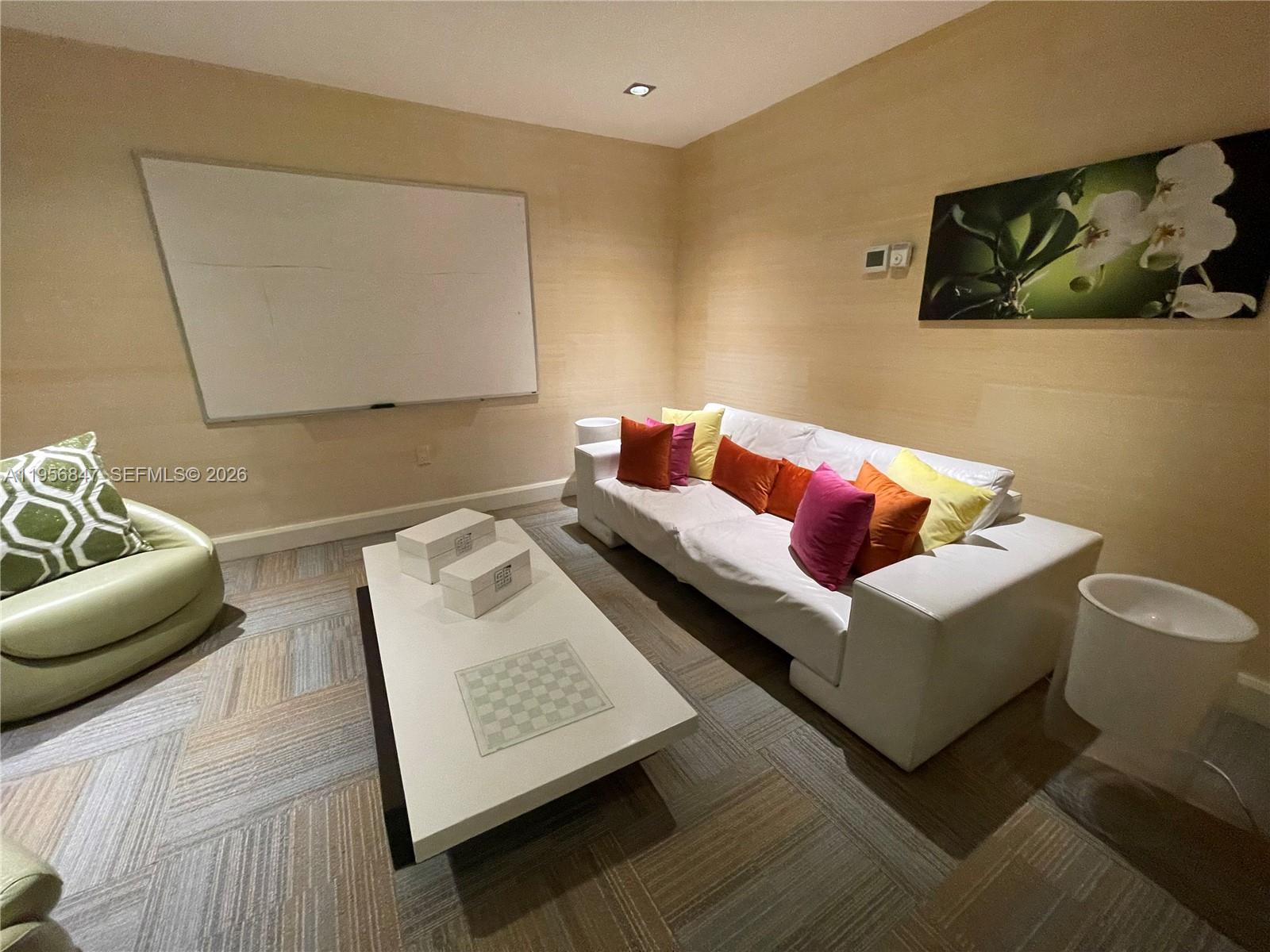 950 Brickell Bay Dr #1402, Miami FL 33131