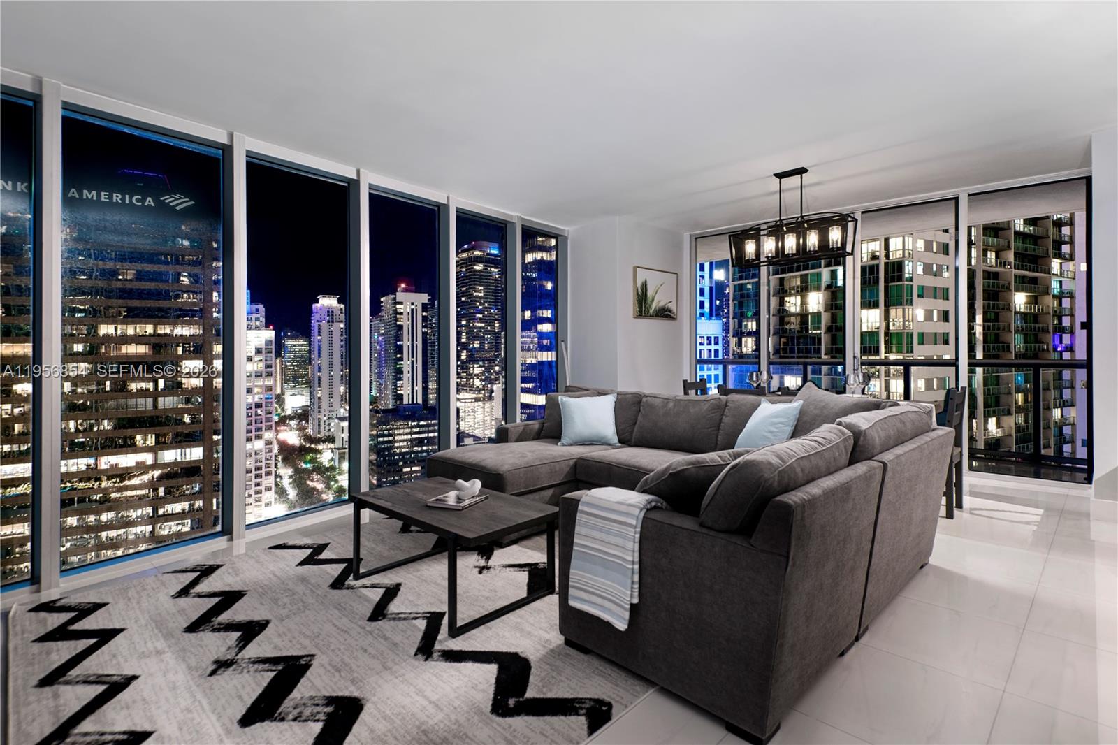 485 Brickell Ave #3208, Miami FL 33131