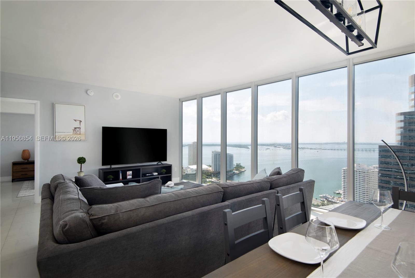 485 Brickell Ave #3208, Miami FL 33131