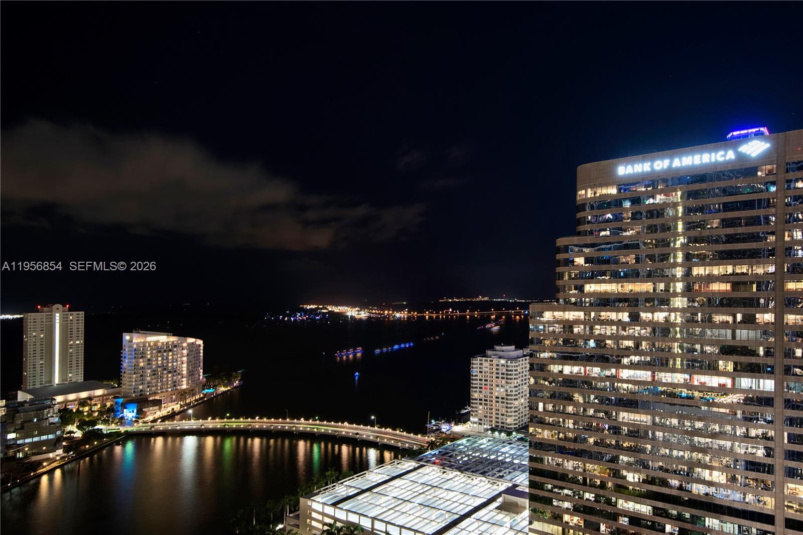 485 Brickell Ave #3208, Miami FL 33131
