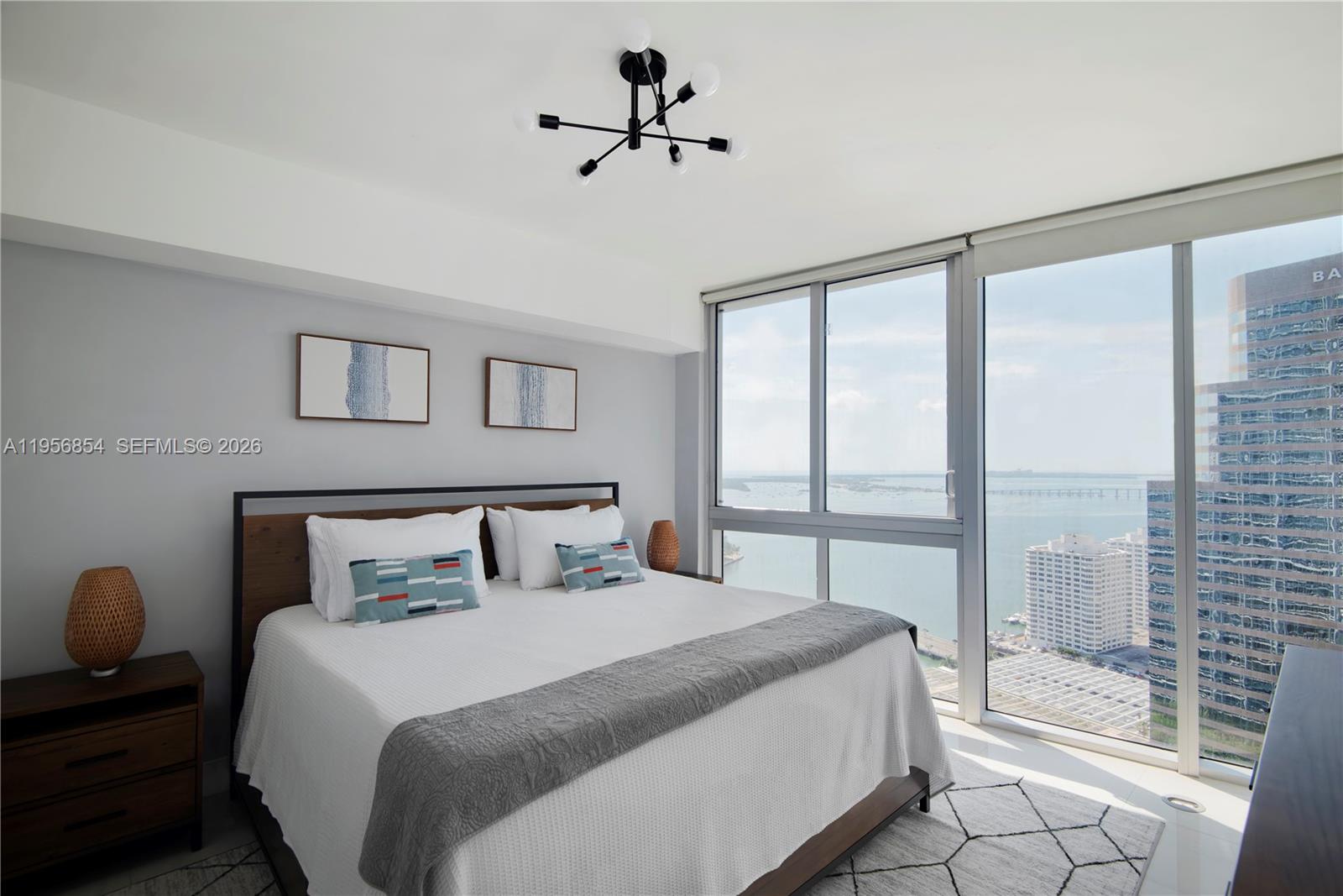 485 Brickell Ave #3208, Miami FL 33131