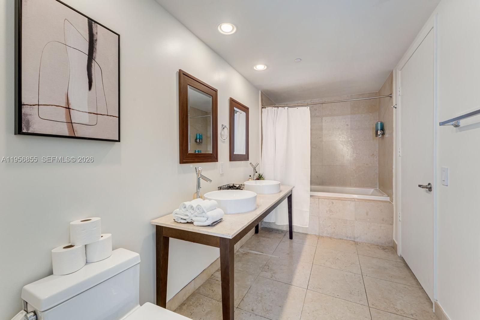 485 Brickell Ave #4706, Miami FL 33131