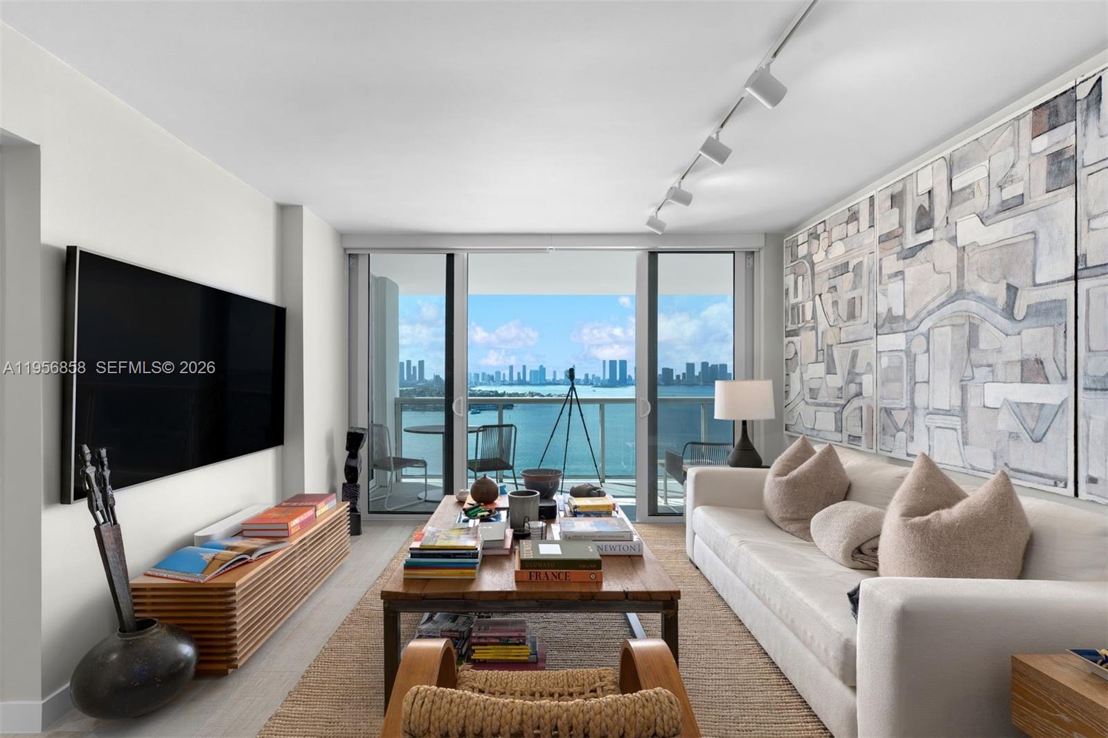 1900 Sunset Harbour Dr #2312, Miami Beach FL 33139