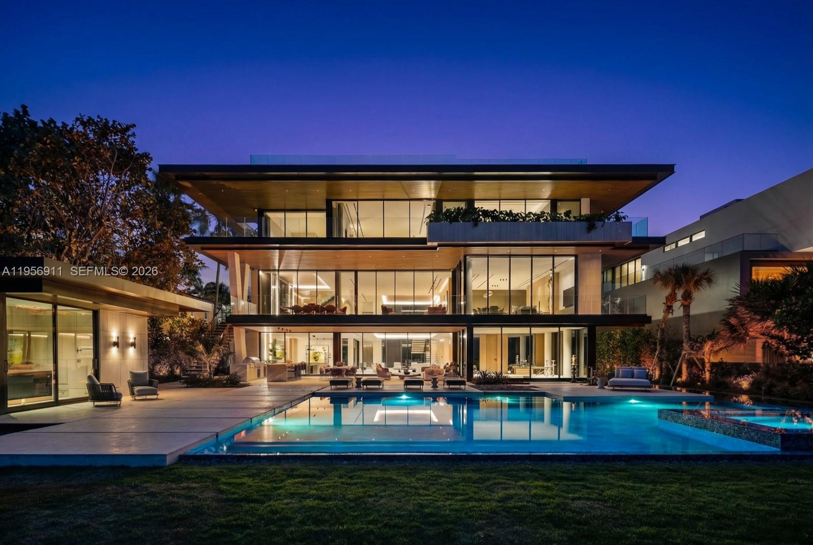 255 Ocean Blvd, Golden Beach FL 33160