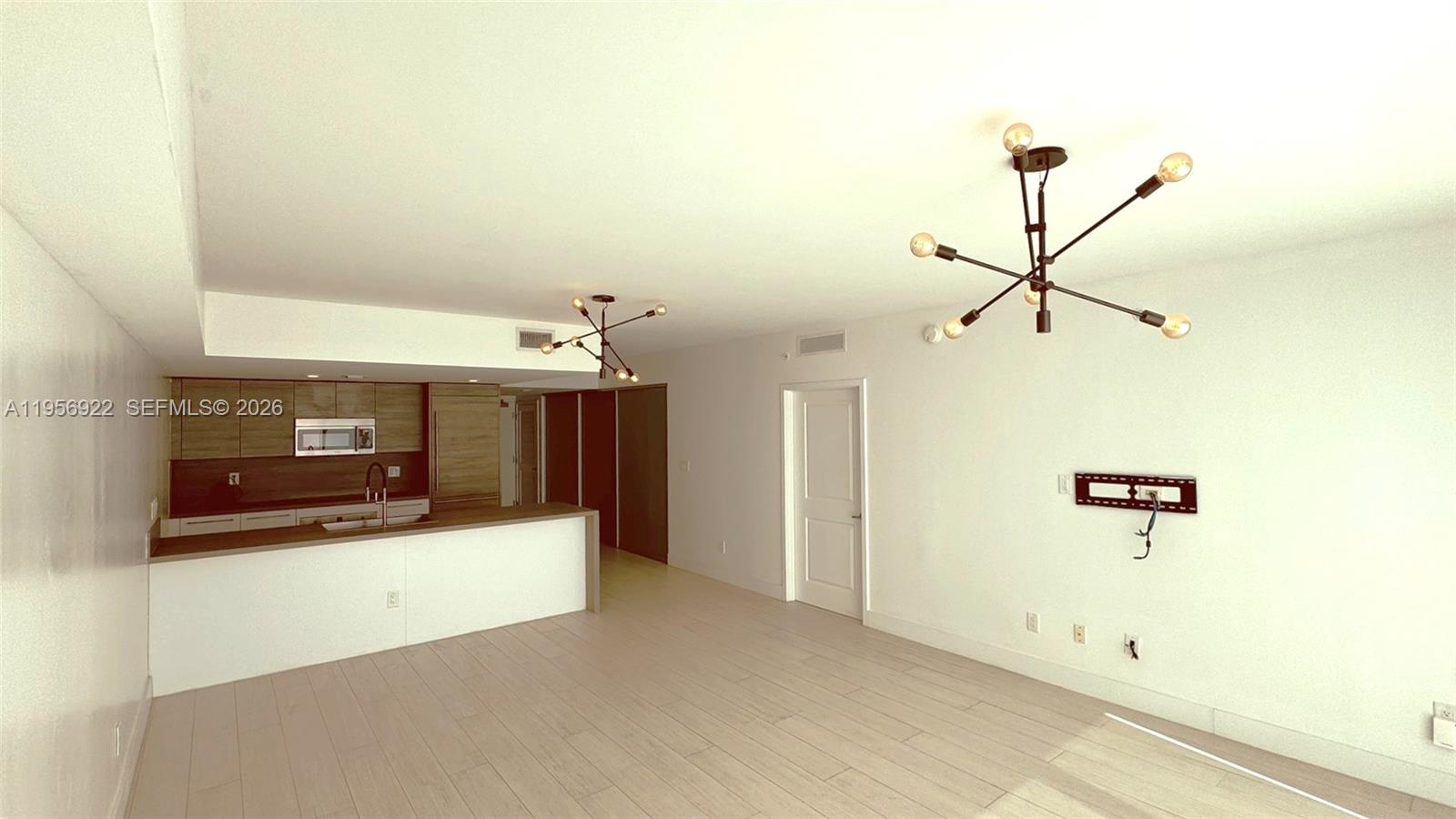 400 Sunny Isles Blvd #1906, Sunny Isles Beach FL 33160