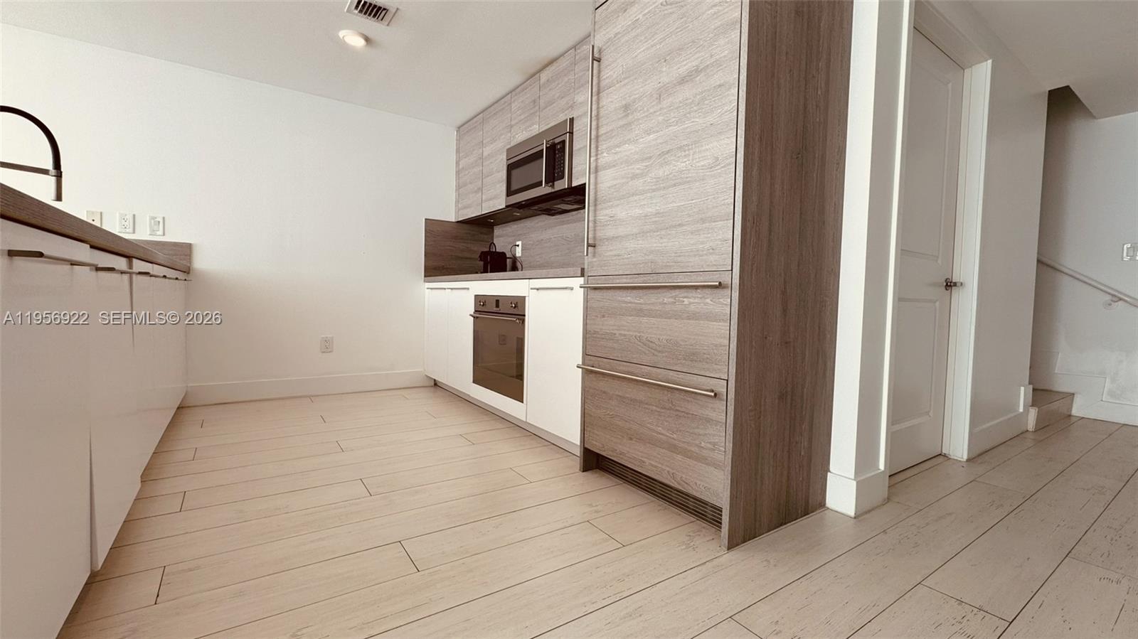 400 Sunny Isles Blvd #1906, Sunny Isles Beach FL 33160