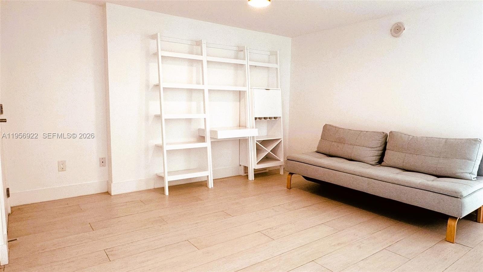 400 Sunny Isles Blvd #1906, Sunny Isles Beach FL 33160