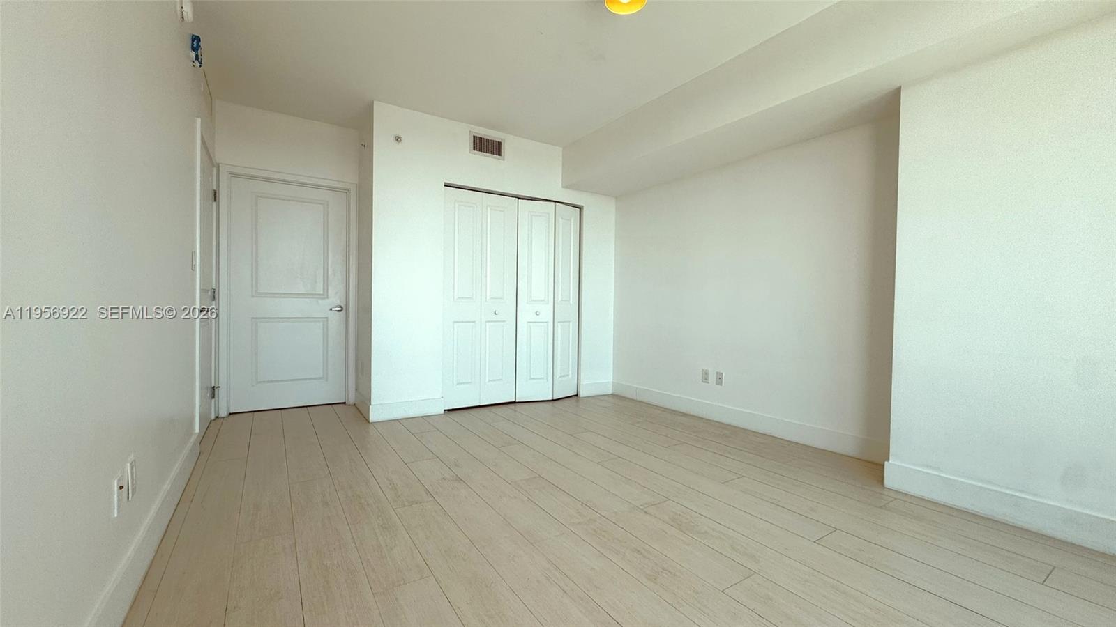 400 Sunny Isles Blvd #1906, Sunny Isles Beach FL 33160