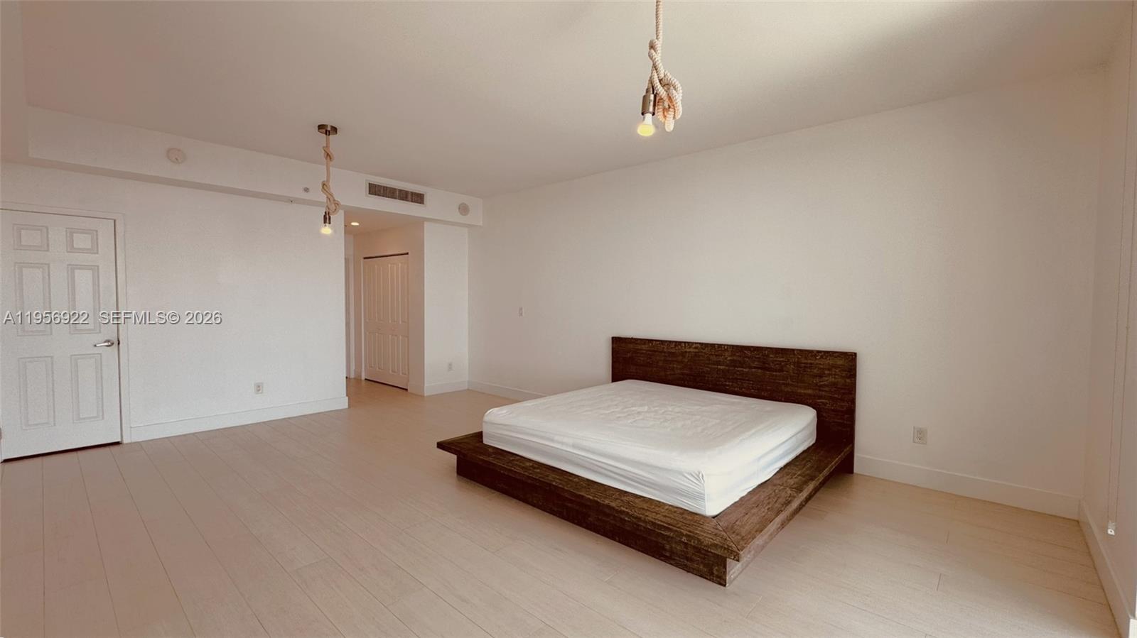 400 Sunny Isles Blvd #1906, Sunny Isles Beach FL 33160