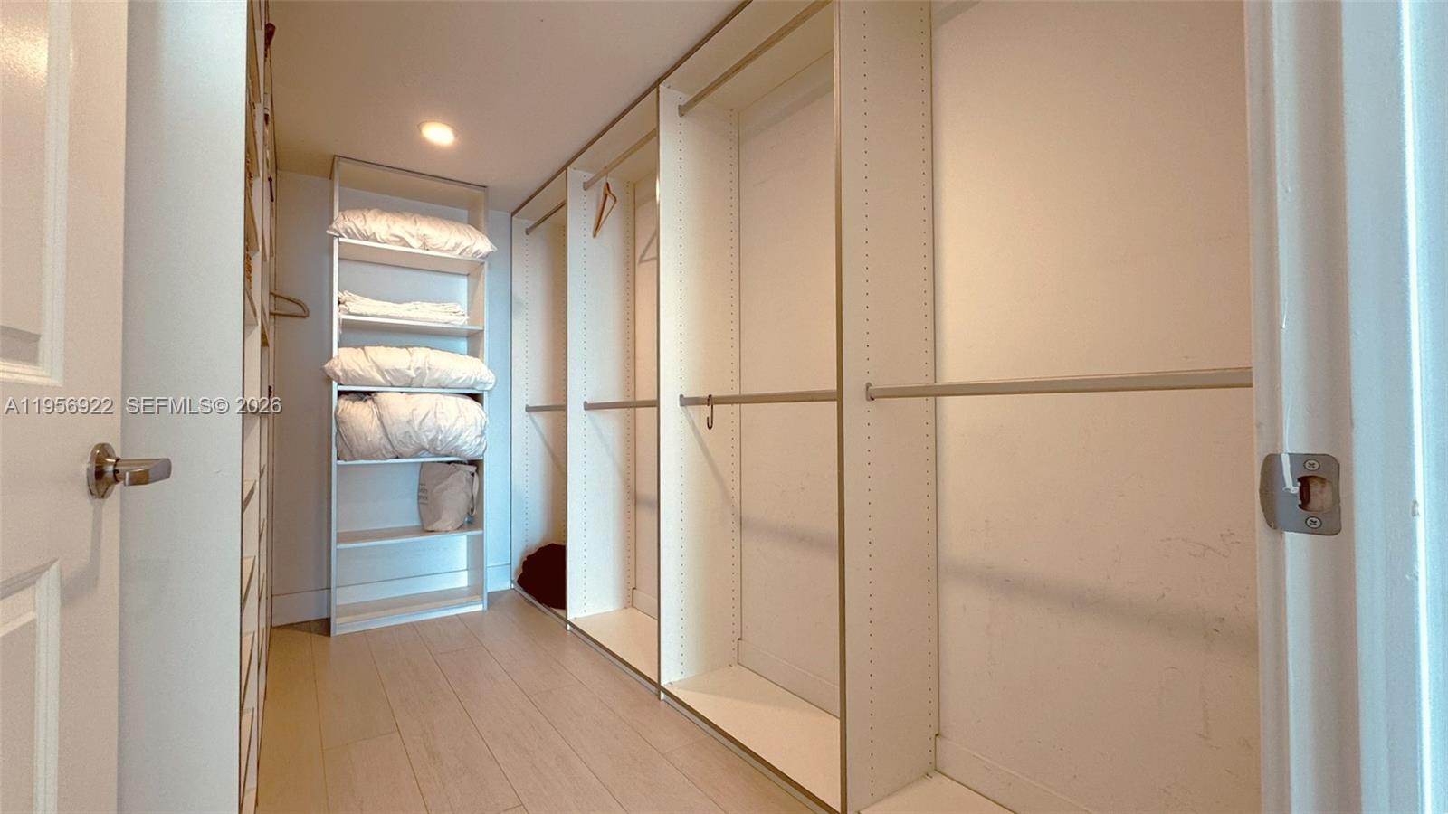 400 Sunny Isles Blvd #1906, Sunny Isles Beach FL 33160