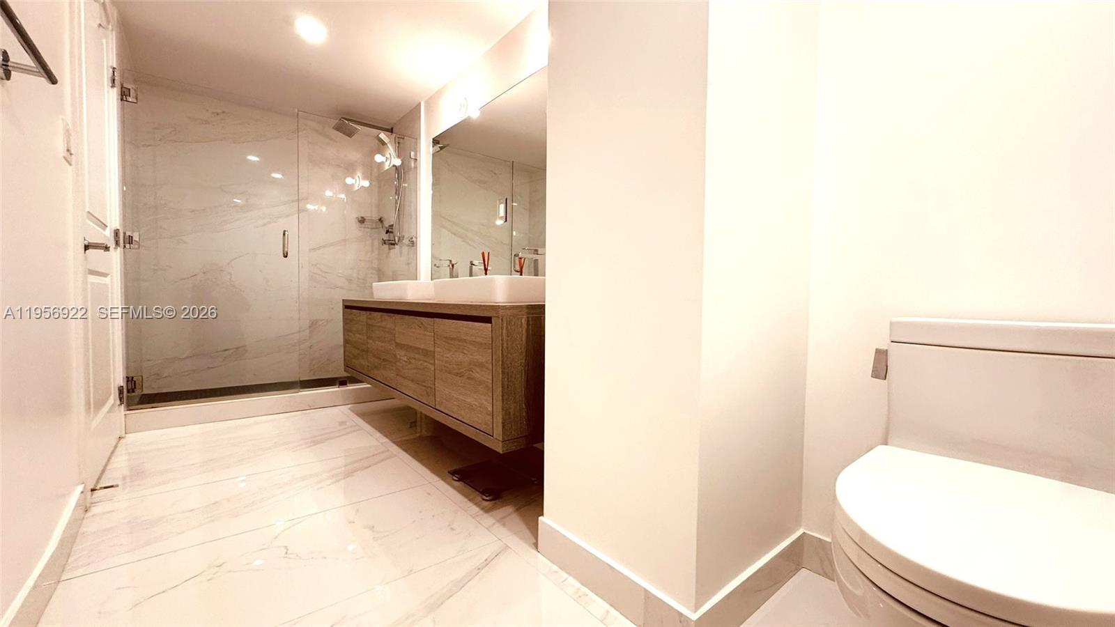 400 Sunny Isles Blvd #1906, Sunny Isles Beach FL 33160