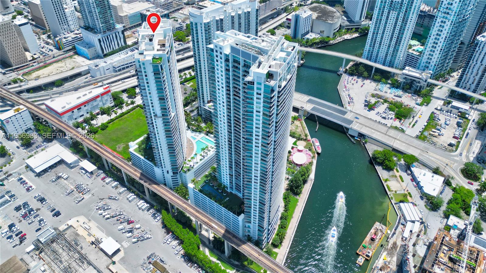 90 SW 3rd St #PH-10, Miami FL 33130