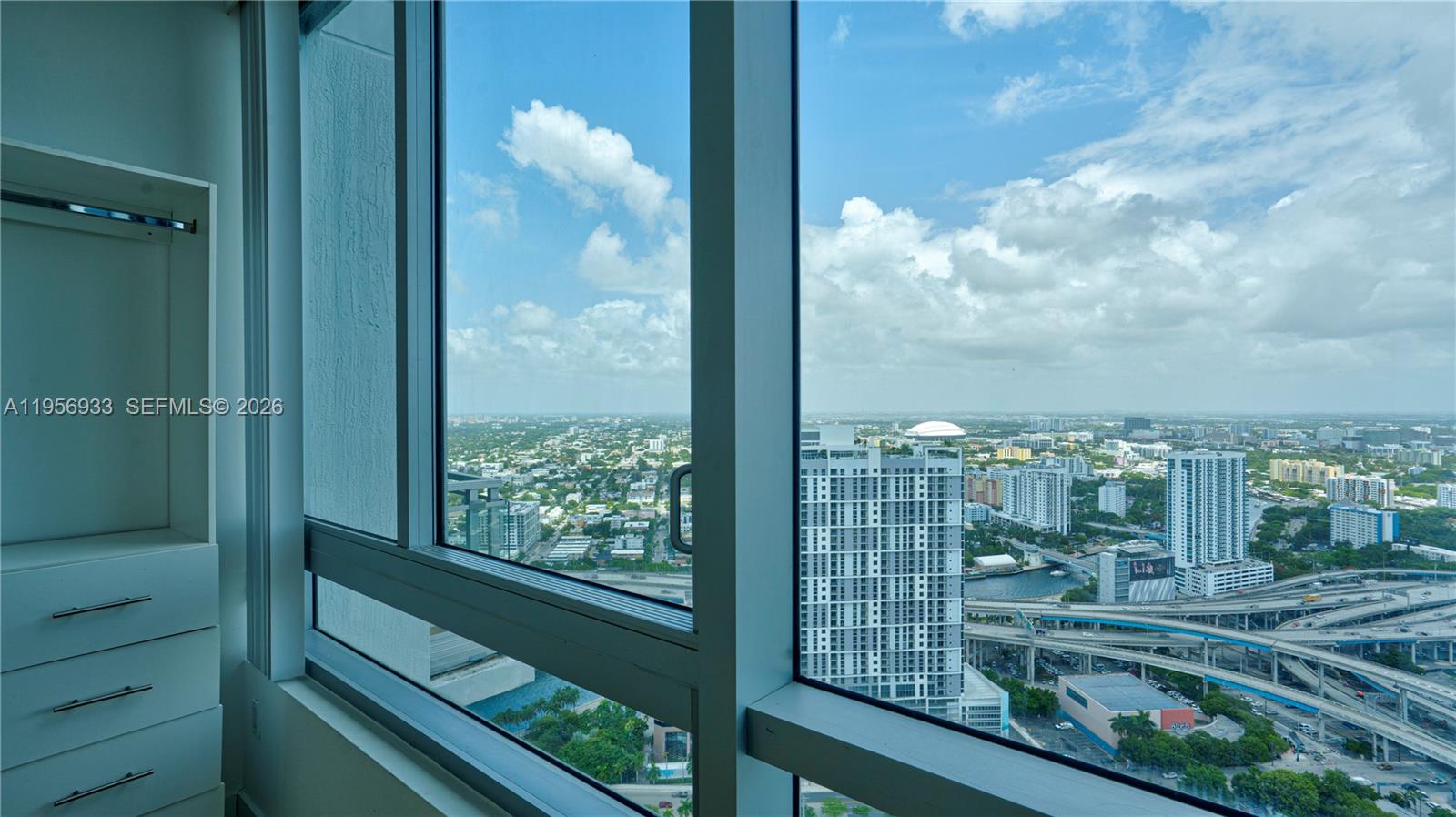 90 SW 3rd St #PH-10, Miami FL 33130