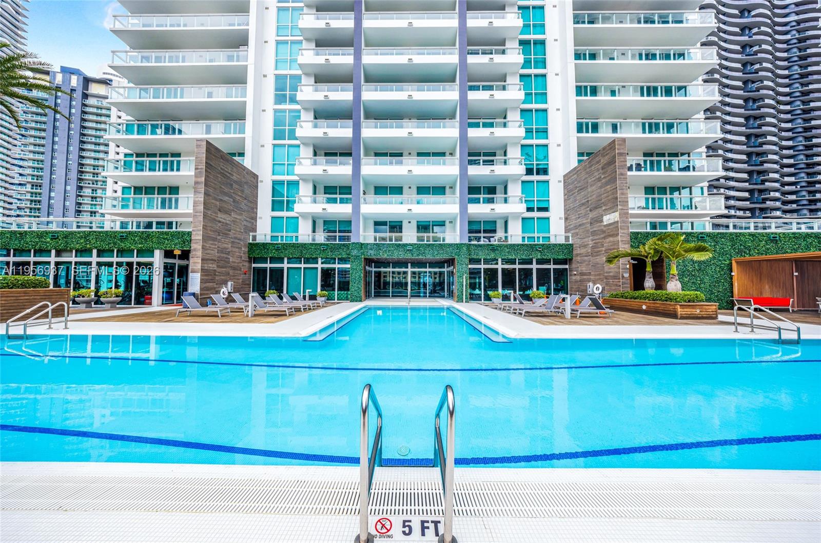 1080 Brickell Ave #2708, Miami FL 33131